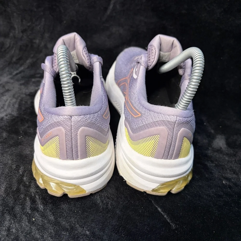 Asics Novablast 1012B137 Women's‎ 6.5 Running Shoes Lilac Opal Purple Sneakers